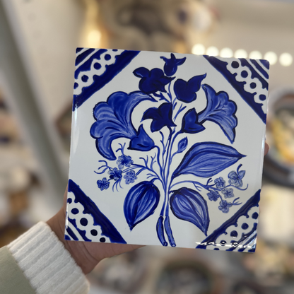 Tile Painting Workshop with Porto Wine (Sé do Porto)