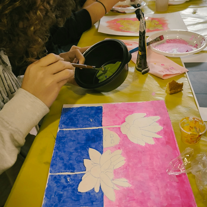 Acrylic Painting Workshop: Amazing Group Experience at Rua da Alegria