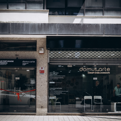 Tile Painting Workshop with Porto Wine (Lapa)