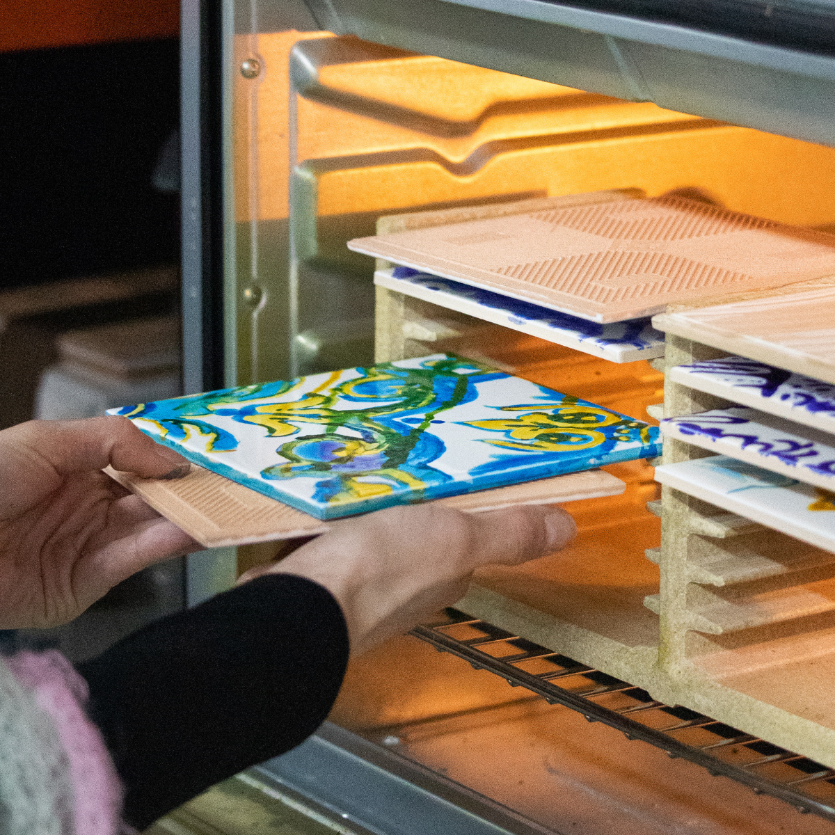 Tile Painting Workshop in Downtown Porto | Bainharia