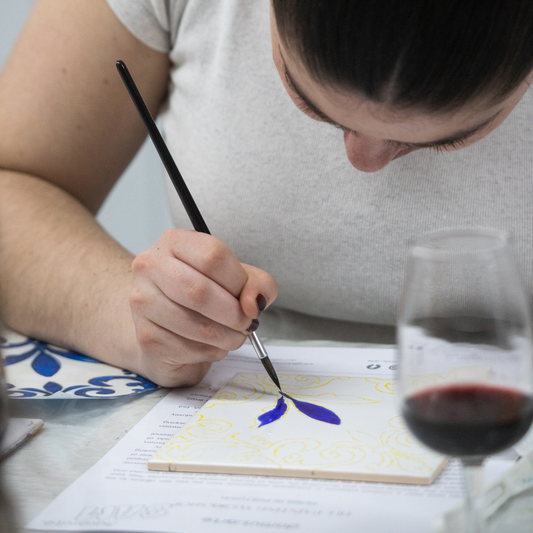 Tile Painting Workshop in Downtown Porto | Bainharia