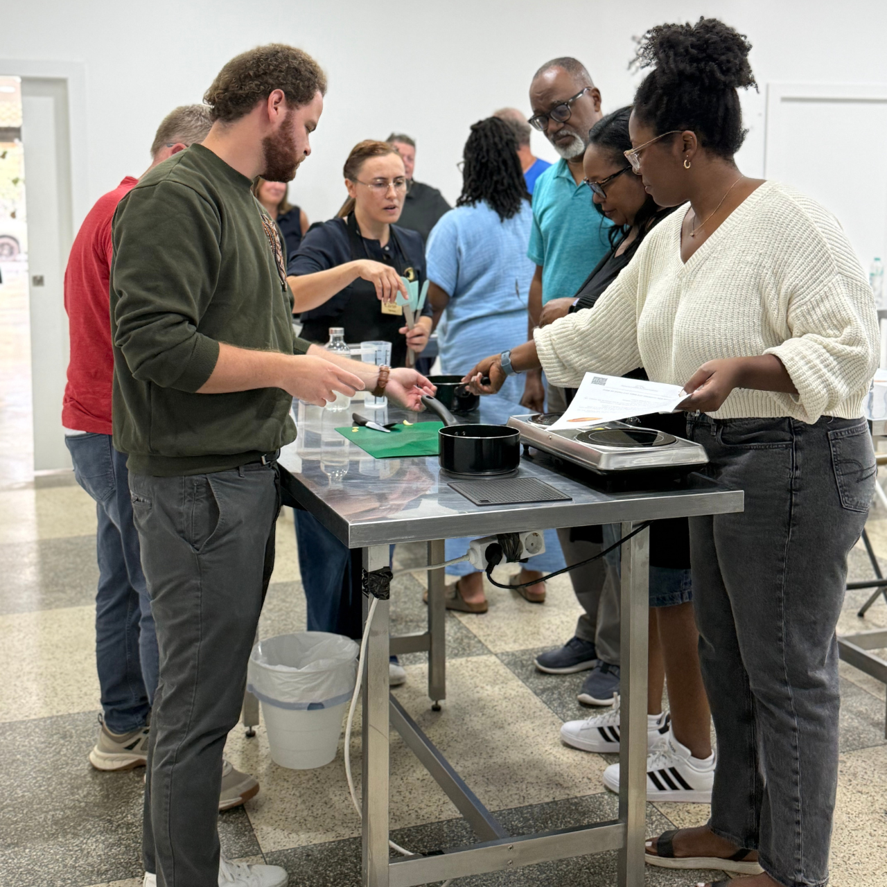 Pastel de Nata Workshop - Aula de culinária na Baixa do Porto com Vinho do Porto (Lapa)